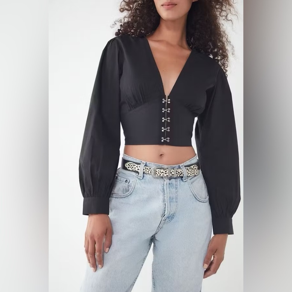 UO Piper Plunging Hook + Eye Blouse Deep V Going Girls Night Flirty Long Sleeve